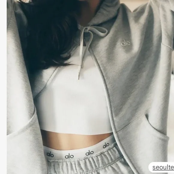 ALO Yoga Women's Light Gray Zip-Up Hoodie - Picture 2 of 7